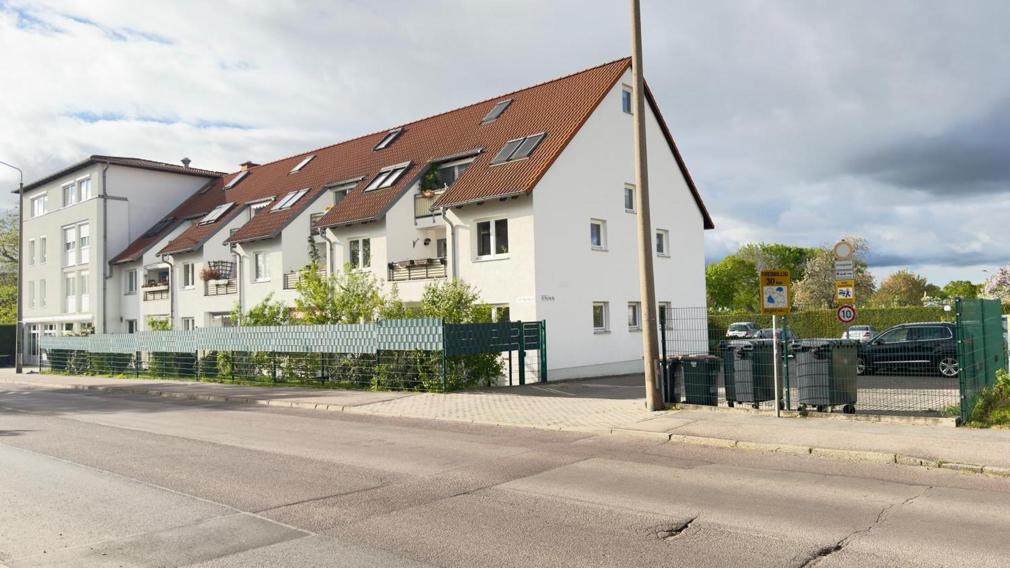 Fewo Am Park - 4P, Boxspringbett, Balkon, Smarttv, Gesundbrunnen, Familienfreundlich Halle  Zewnętrze zdjęcie