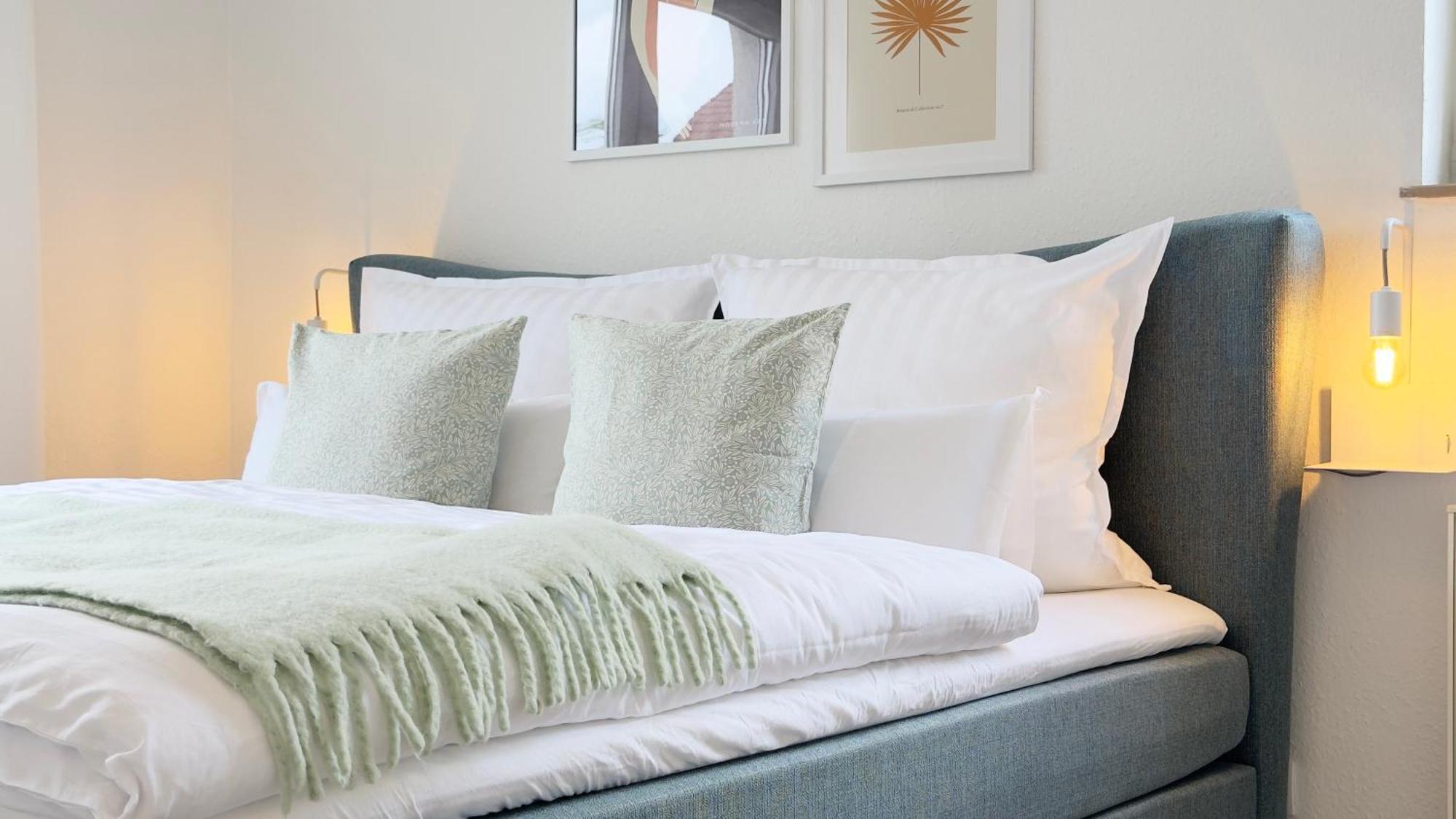 Fewo Am Park - 4P, Boxspringbett, Balkon, Smarttv, Gesundbrunnen, Familienfreundlich Halle  Zewnętrze zdjęcie