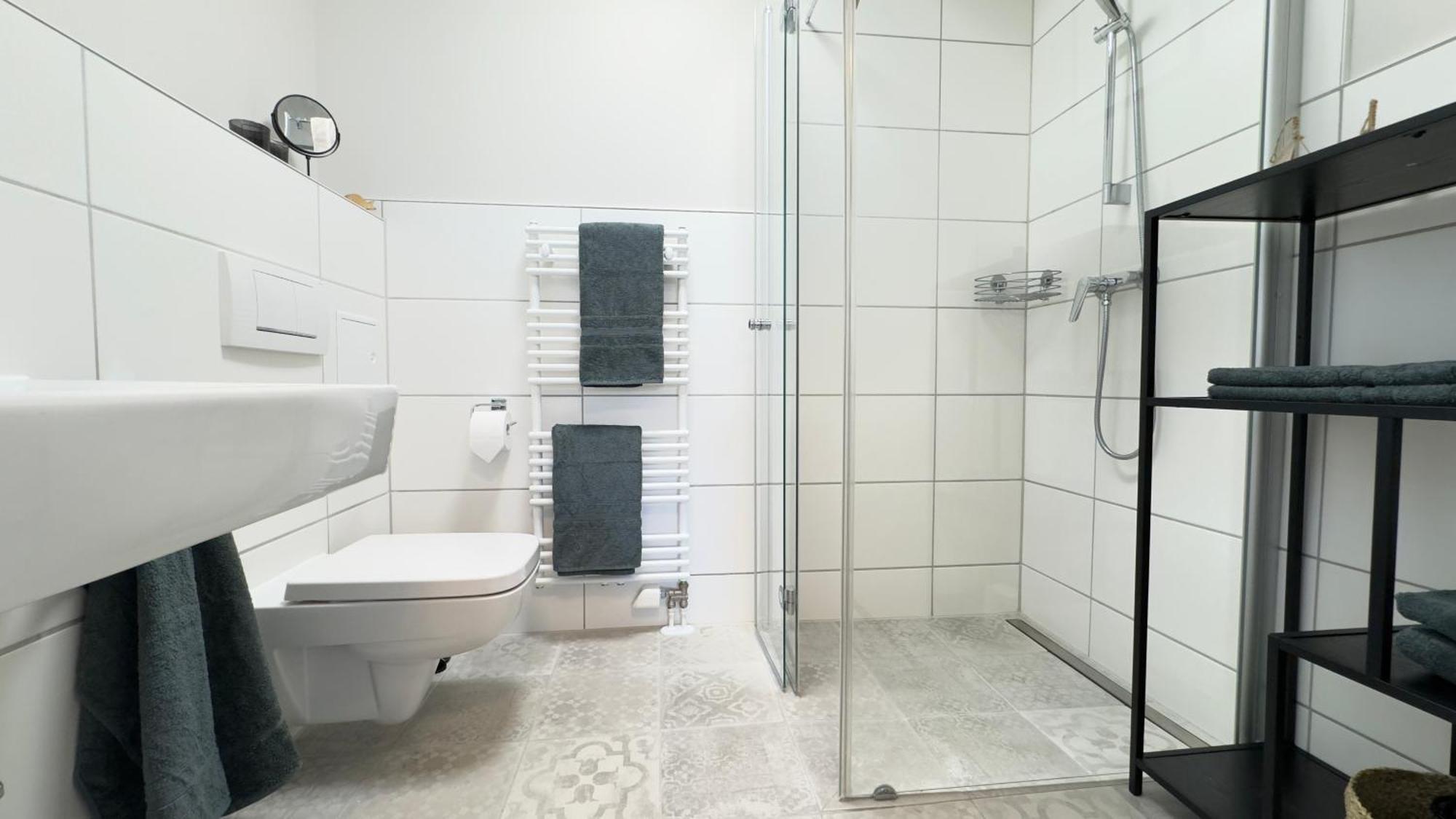 Fewo Am Park - 4P, Boxspringbett, Balkon, Smarttv, Gesundbrunnen, Familienfreundlich Halle  Zewnętrze zdjęcie