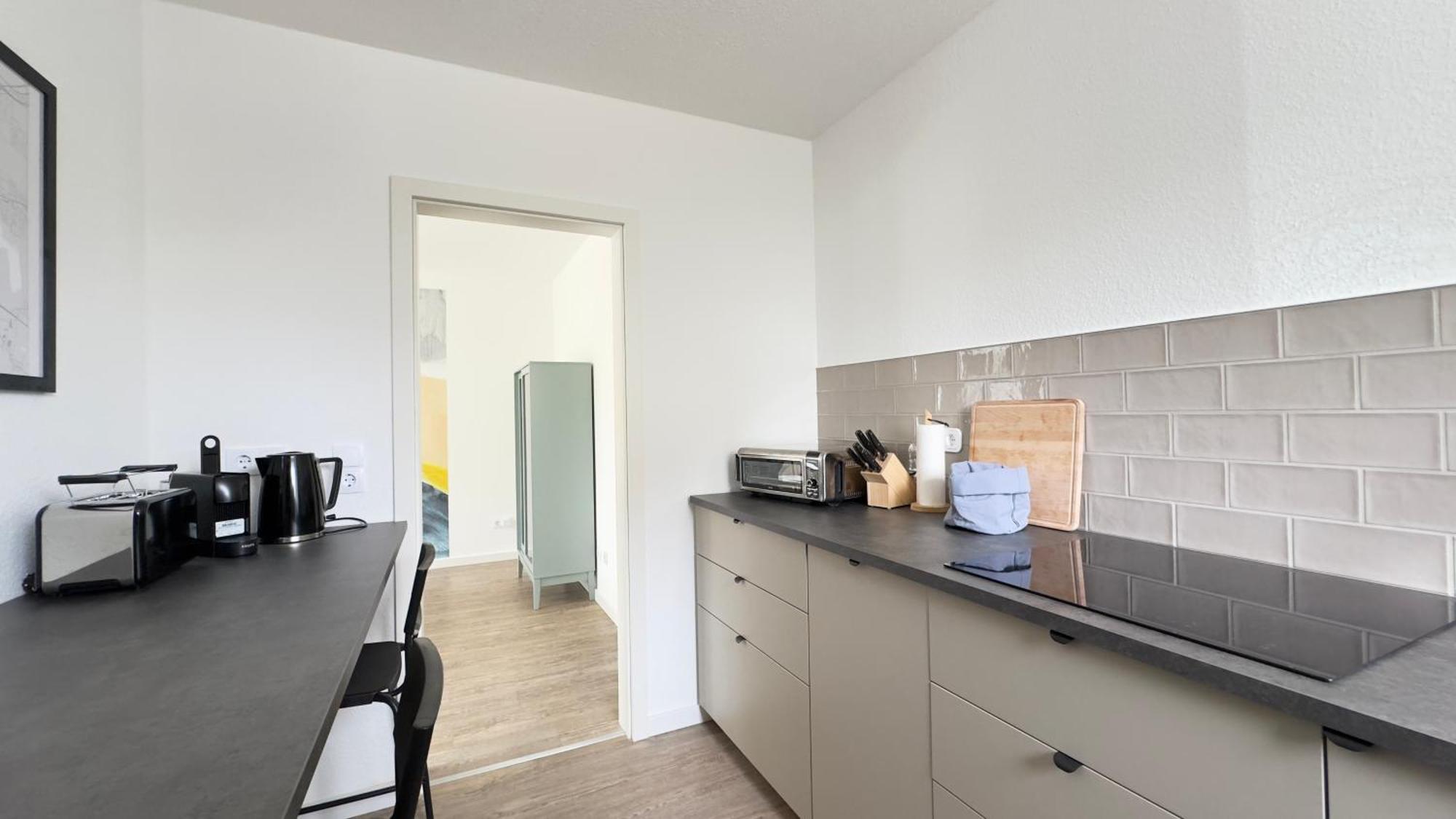 Fewo Am Park - 4P, Boxspringbett, Balkon, Smarttv, Gesundbrunnen, Familienfreundlich Halle  Zewnętrze zdjęcie