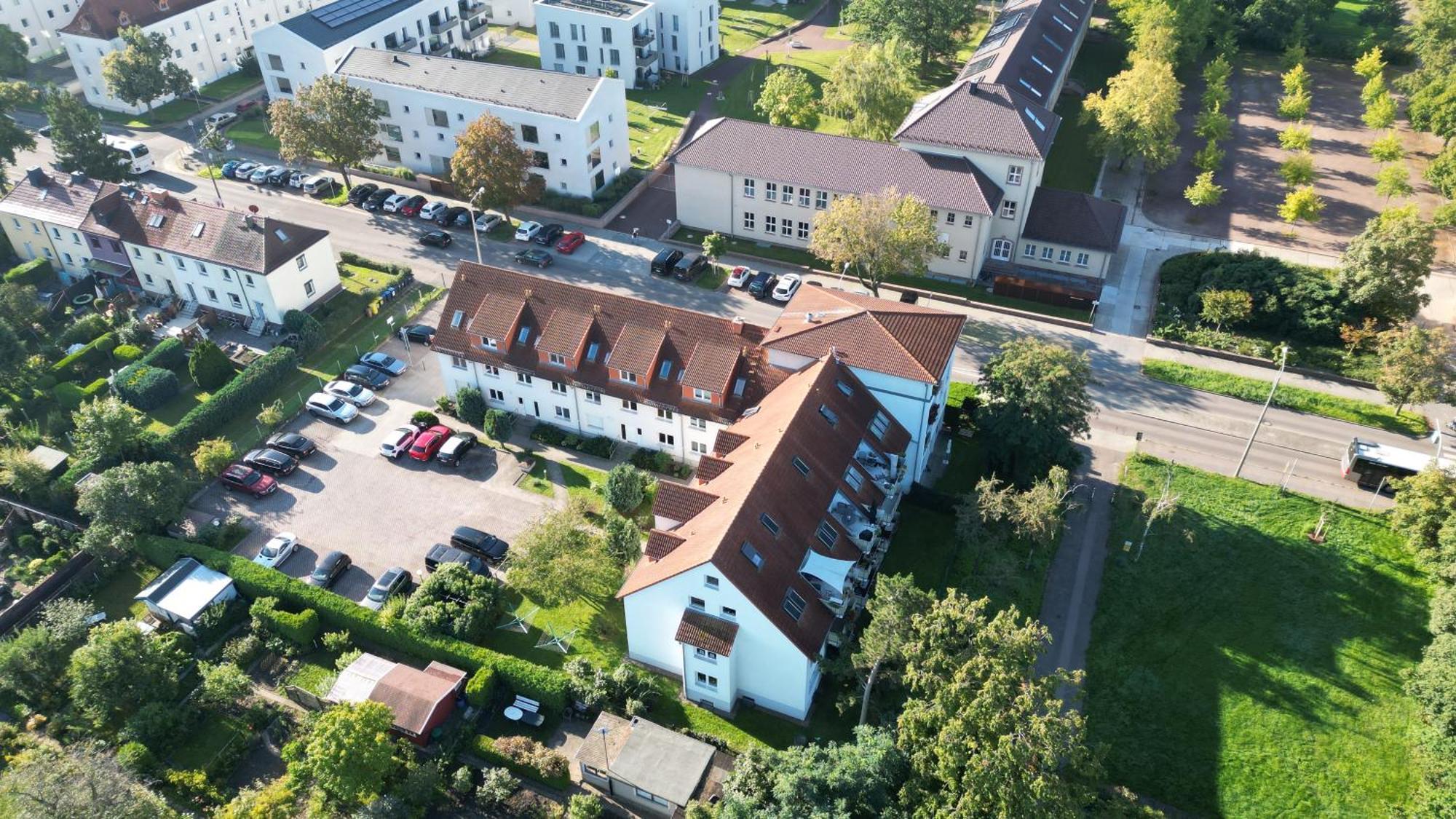 Fewo Am Park - 4P, Boxspringbett, Balkon, Smarttv, Gesundbrunnen, Familienfreundlich Halle  Zewnętrze zdjęcie